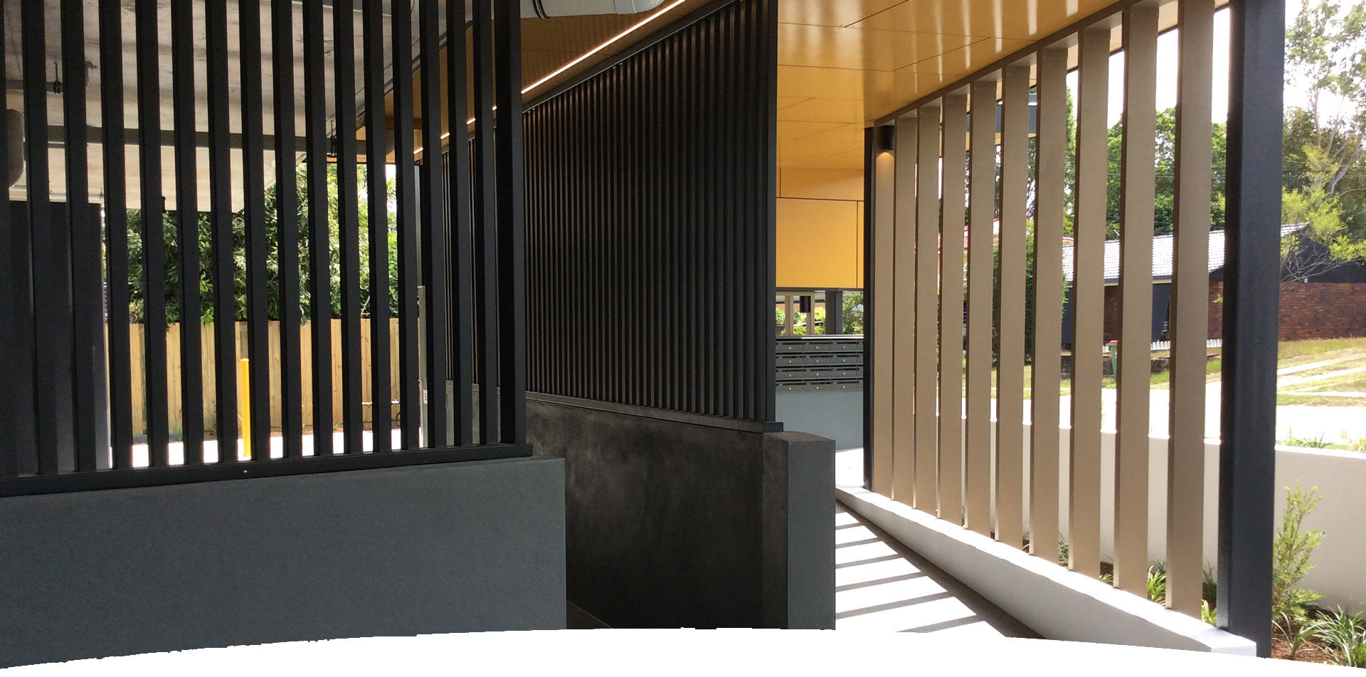 Facades Featured At McNab Project At Springwood Aluminium Balustrades Facades McNab Project Springwood - Facades Featured At McNab Project At Springwood