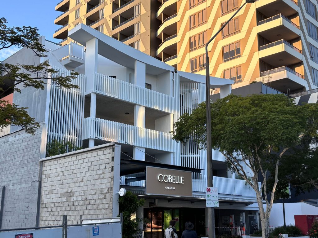 New Facade At 62 High Street In Toowong alubal 2 1024x768 - New Facade At 62 High Street In Toowong