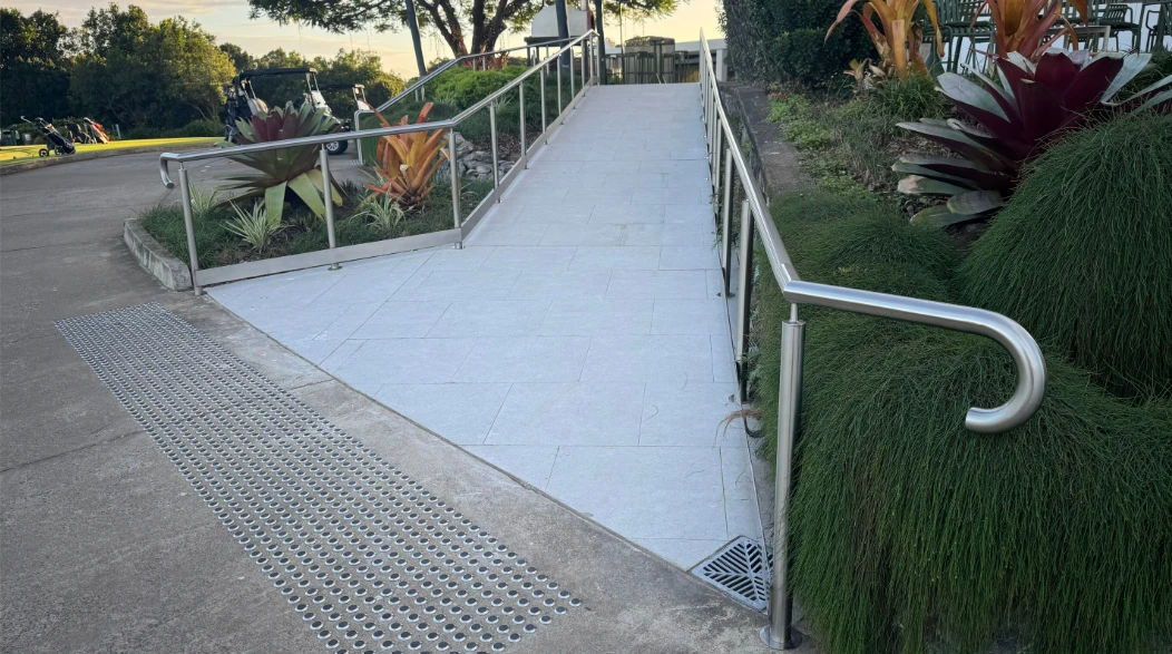 inner image 7 - Frameless Glass and Handrail Works for Indooroopilly Golf Club